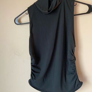 Lululemon mock neck cropped tank top